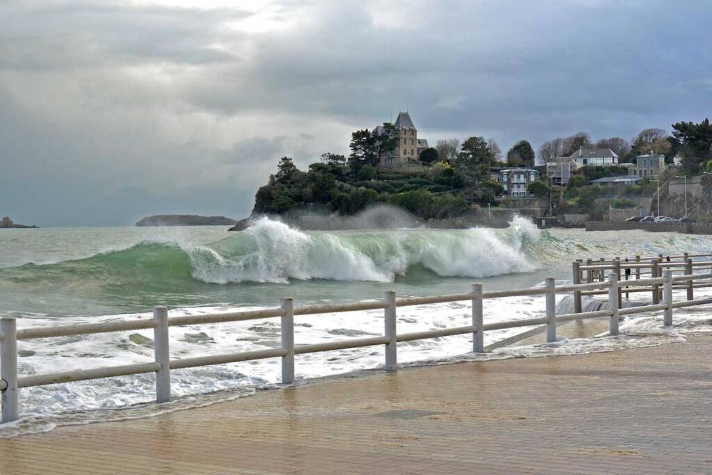 Dinard, Tres Bel Appartement***** Avec Vue Sur Mer Buitenkant foto